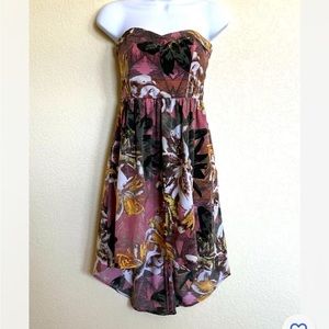 BB Dakota Strapless Dress, Size 2 Beautiful Floral Print